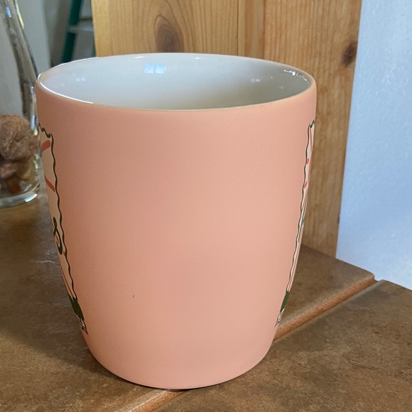 ⚡️5 for $12⚡️Paris Themed Peach 20 ounce Mug - Picture 6 of 8